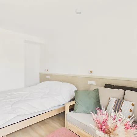 Apartment Pavones - Pour 3 - Piscine Commune *